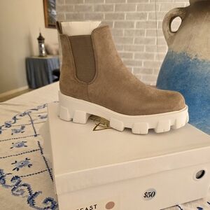 BEAST FASHION Tan Ankle Boots